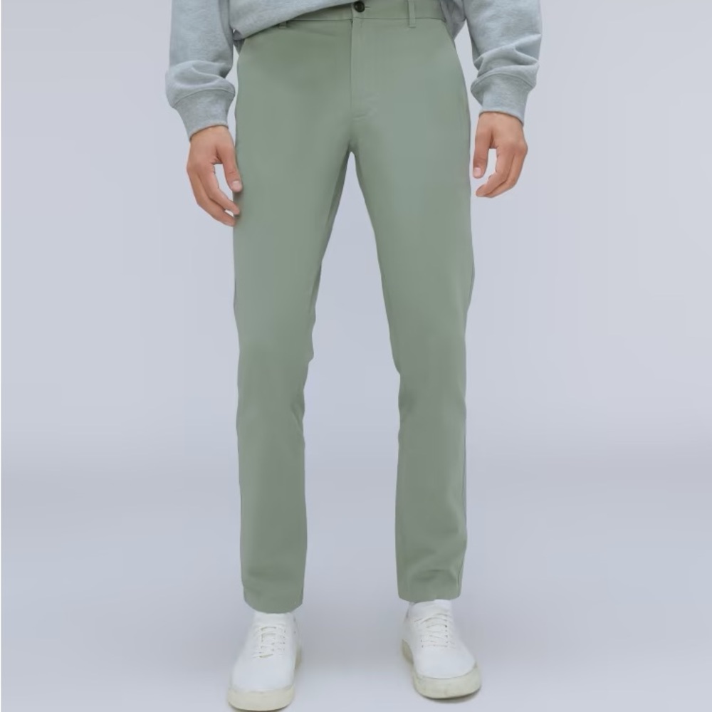 New Everlane Performance Chinos Men’s size 32x30, slim fit in Lily Pad.